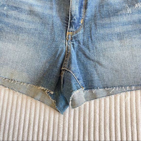 Universal thread high- rise denim shorts - Picture 6 of 13